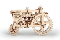 https://fshoke.com/wp-content/uploads/2015/11/ugears-tractor-mechanical-model-800x534.jpg